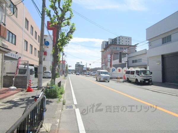 その他(前面道路)