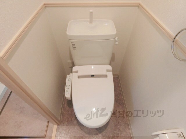 物件内観写真13　(トイレ)