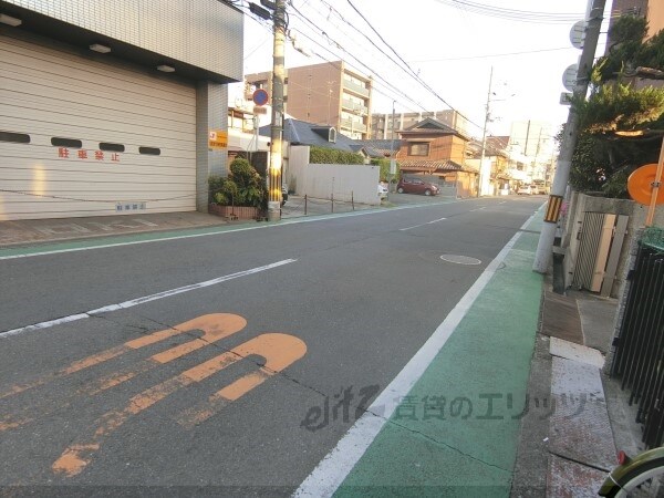 眺望(前面道路)