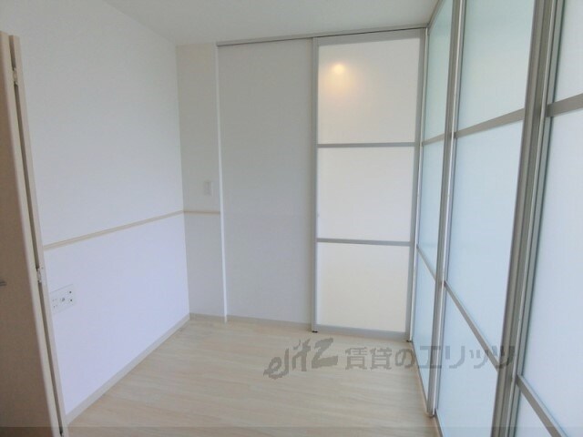 物件内観写真7　(洋室)