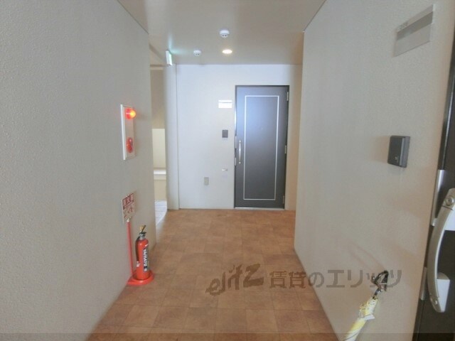 物件内観写真3　(通路)