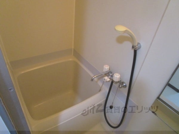 バス／シャワールーム等(風呂)