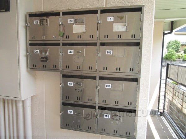 ロビー(集合ポスト)