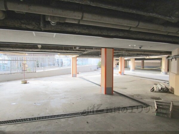 駐車場(駐車場)