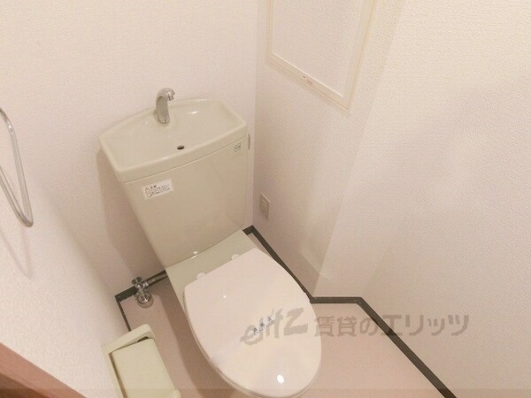 トイレ(トイレ)