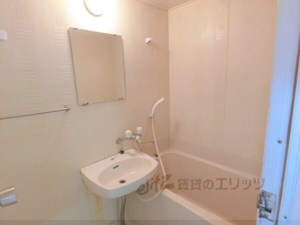 バス／シャワールーム等(風呂)