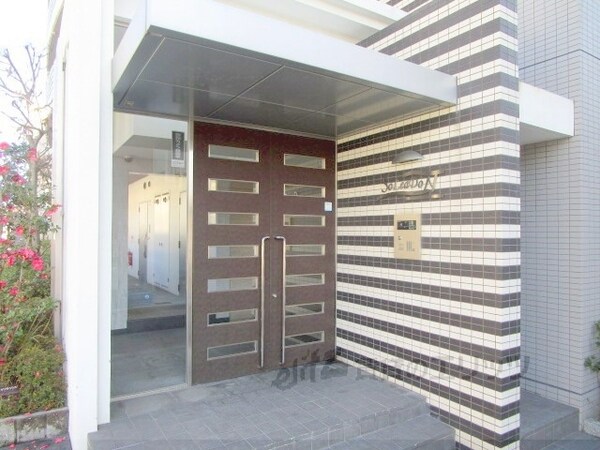 エントランス(エントランス)