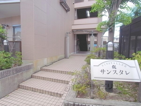 エントランス(エントランス)