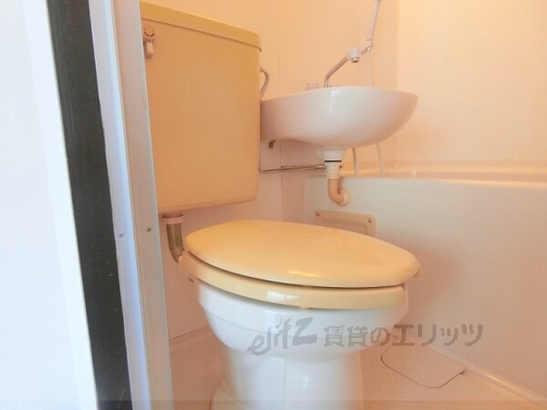 トイレ(トイレ)