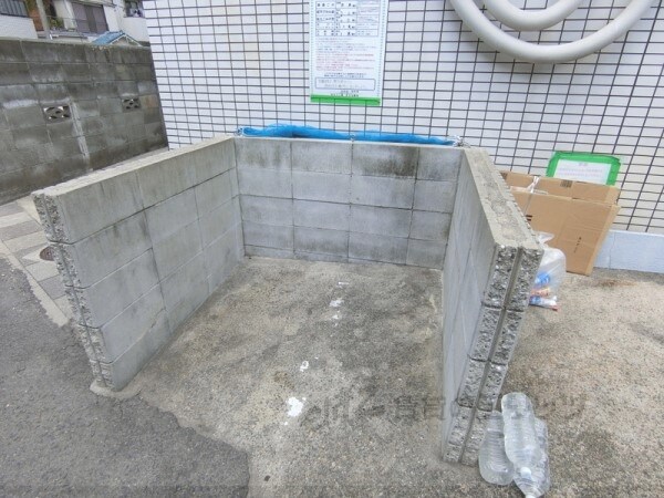 共有部分(ゴミ置き場)