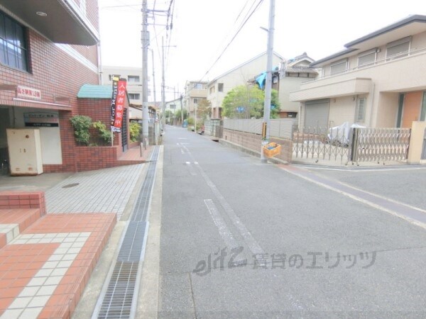その他(前面道路)