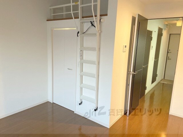 物件内観写真6　(洋室)