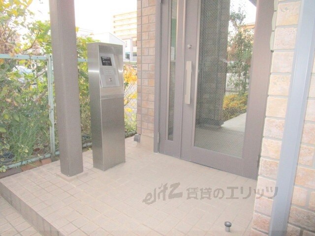 物件内観写真14　(エントランス)