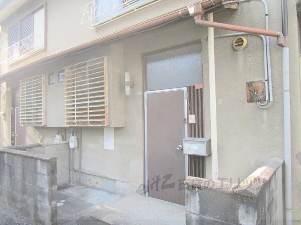 その他(玄関前)