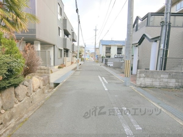 その他(前面道路)