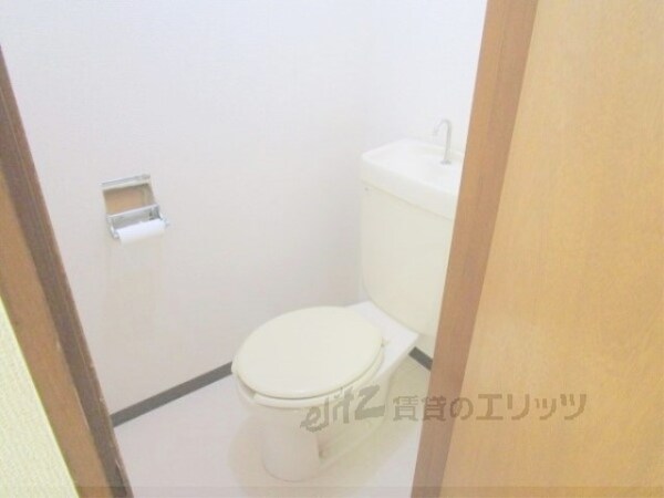 トイレ(トイレ)