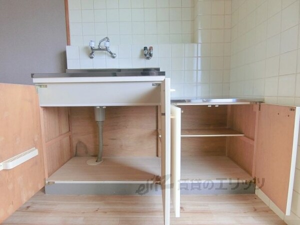 収納(キッチン下収納)