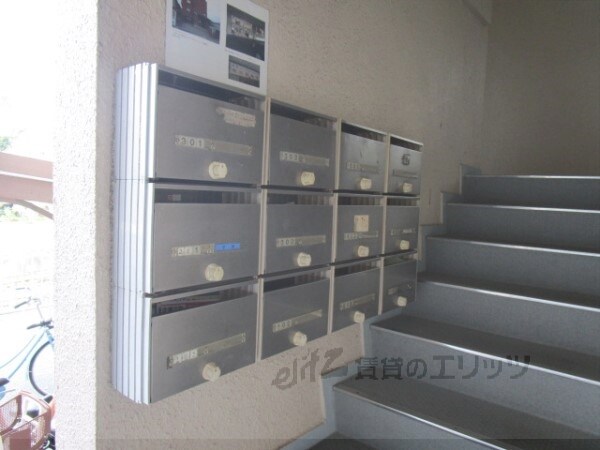 エントランス(集合ポスト)