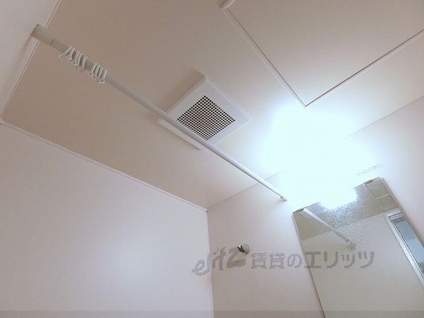 バス／シャワールーム等(換気扇)