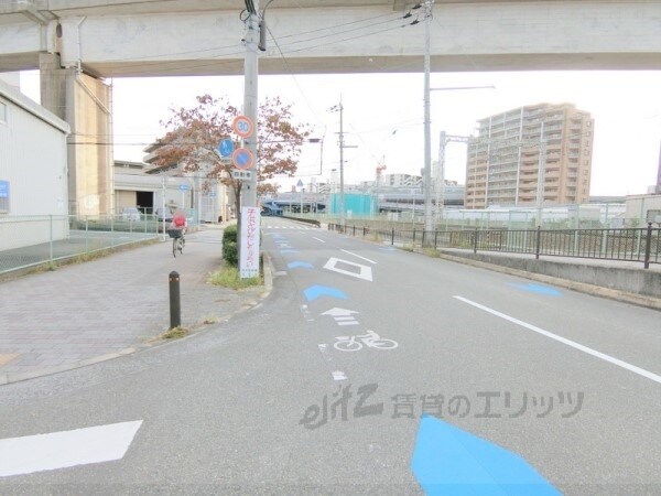 その他(前面道路)