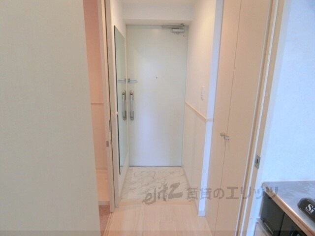物件内観写真25　(玄関)