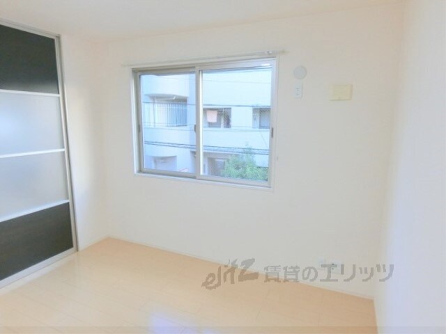 物件内観写真5　(洋室)