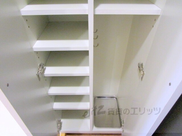 物件内観写真26　(下駄箱)