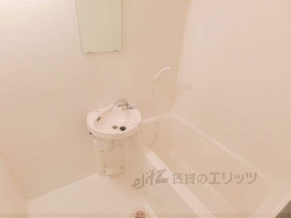 バス／シャワールーム等(風呂)