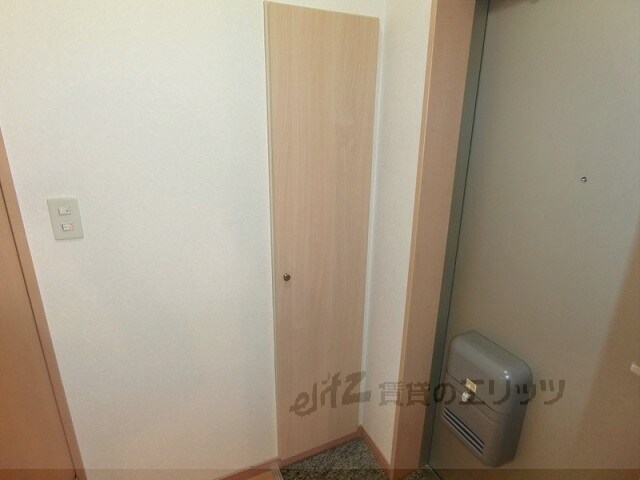 物件内観写真15　(下駄箱)