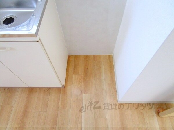 設備(冷蔵庫置場)