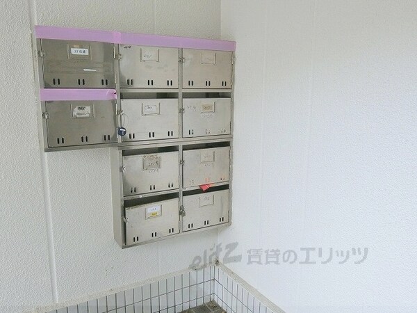 ロビー(集合ポスト)