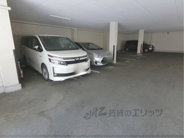 駐車場(駐車場)