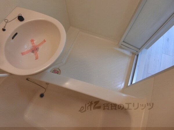 バス／シャワールーム等(風呂)