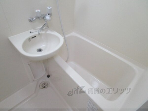 バス／シャワールーム等(風呂)