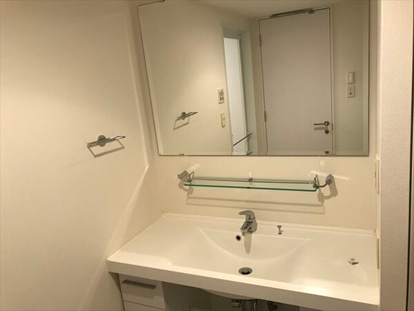 洗面(※反転タイプの写真になります。)