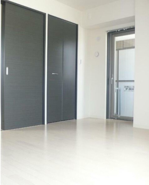 物件内観写真5　(リビング/居室)