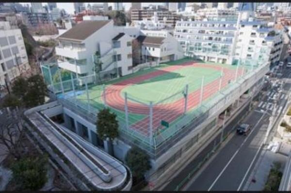 その他(港区立赤坂小学校[1000m])
