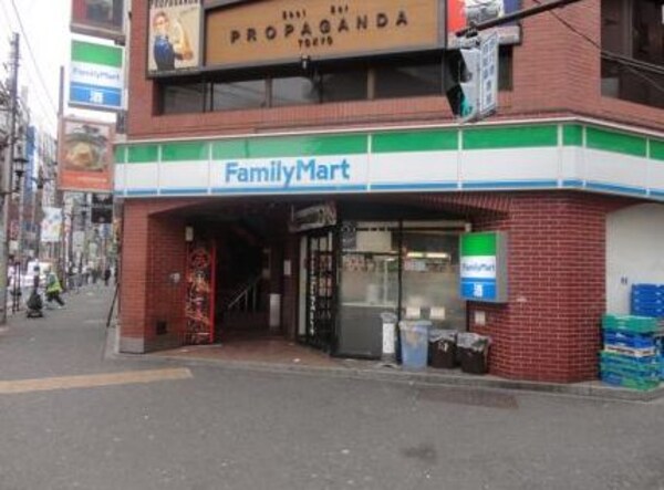 その他(ファミリーマート 六本木東店[700m])