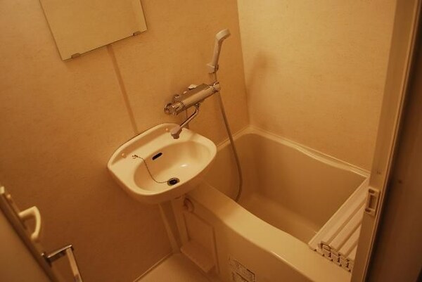 バス／シャワールーム等