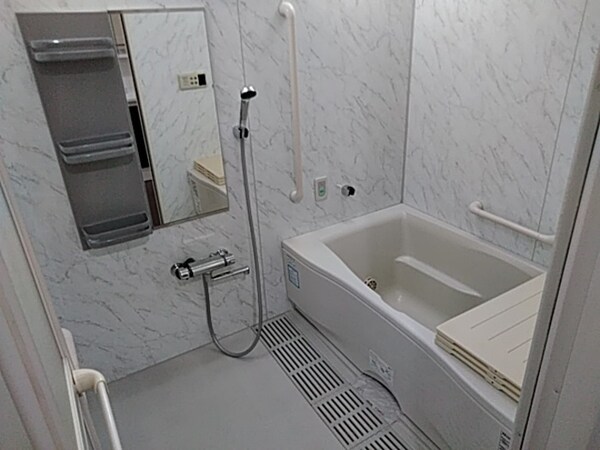 バス／シャワールーム等