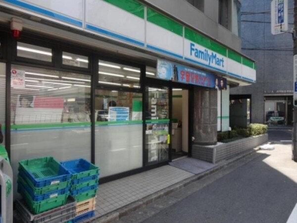 その他(ファミリーマート　芝四丁目店[180m])