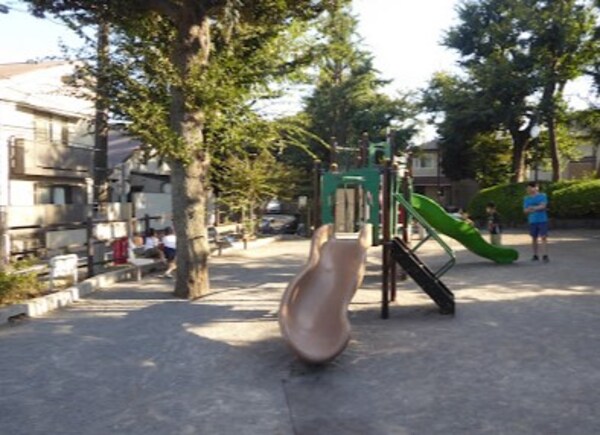 その他(目黒区立第九中学校[400m])