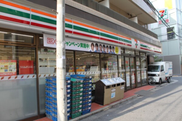 その他(セブン-イレブン　麻布十番三丁目店[100m])