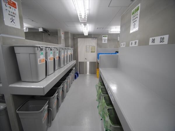 設備(外観ゴミ置き場)