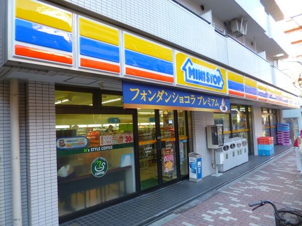 その他(ミニストップ 入谷2丁目店[220m])