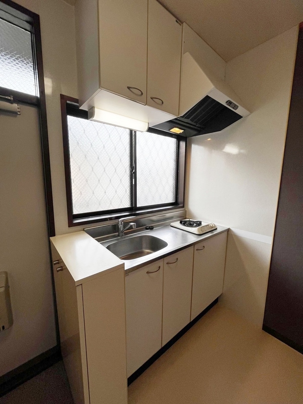 キッチン(玄関)