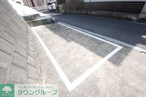 駐車場(★敷地内駐車場2台あり★※現在満車)