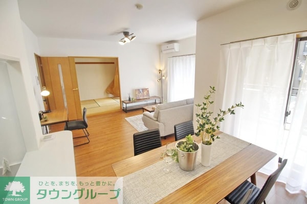 リビング・居室(同タイプの別部屋参考写真です！)