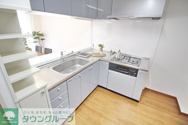キッチン(同タイプの別部屋参考写真です！)