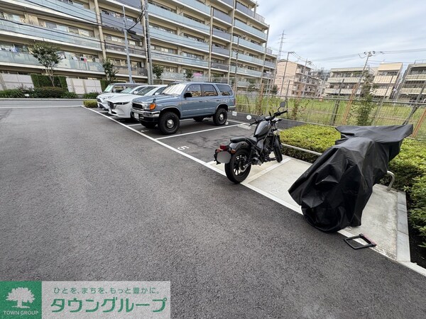駐車場(駐車場)